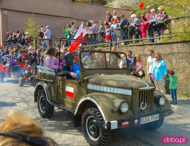 Pochód pierwszomajowy w Srebrnej Górze