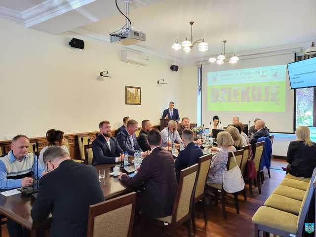 Burmistrz Ząbkowic Śląskich z absolutorium za 2022 rok