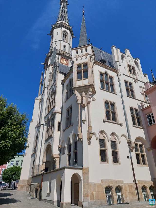 Lokal gastronomiczny z ogródkiem letnim w centrum Ząbkowic Śląskich na wynajem!