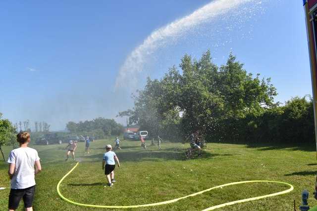 II Parafialny Piknik z okazji Dnia Dziecka w Brzeźnicy