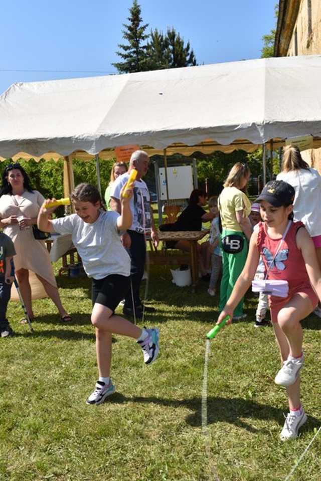 II Parafialny Piknik z okazji Dnia Dziecka w Brzeźnicy