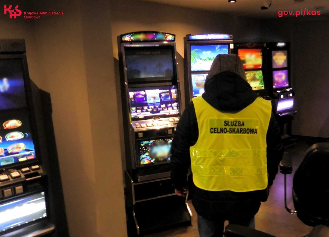 KAS wykryła nielegalne automaty do gier hazardowych w Ząbkowicach Śląskich