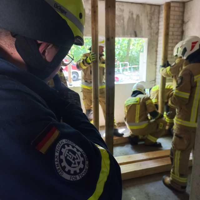 Strażacy z gminy Stoszowice na ćwiczeniach w Berlinie 