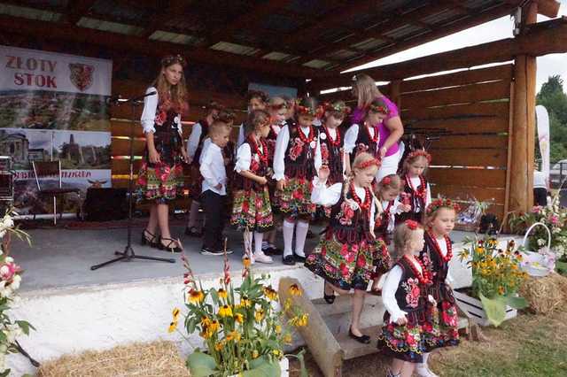 Tegoroczny Przegląd Zespołów Ludowych Magdalenki za nami [FOTO]