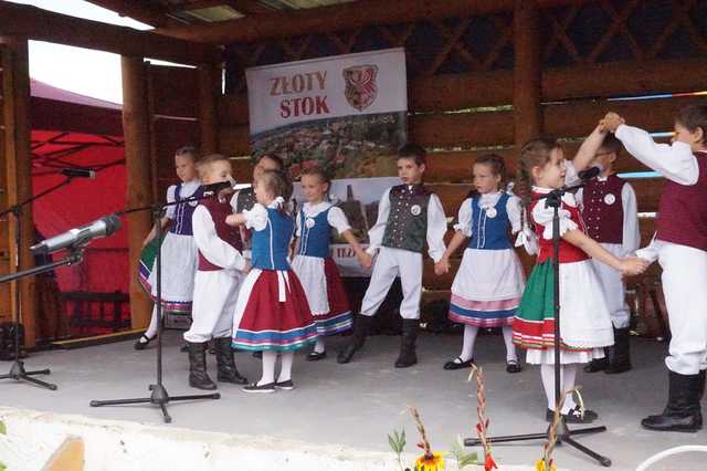 Tegoroczny Przegląd Zespołów Ludowych Magdalenki za nami [FOTO]