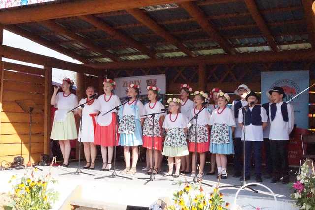 Tegoroczny Przegląd Zespołów Ludowych Magdalenki za nami [FOTO]