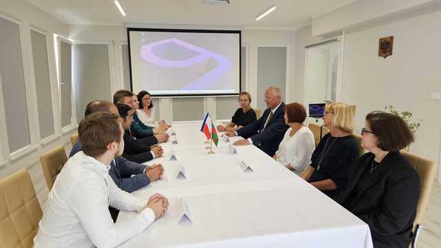 Wizyta konsulów z Azerbejdżanu i Ukrainy w Bardzie