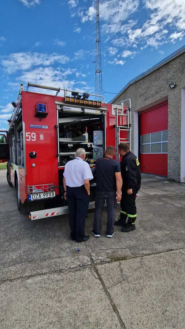 MAN z ząbkowickiej komendy dla OSP Stoszowice. Zastąpi niemal 50-letniego Jelcza