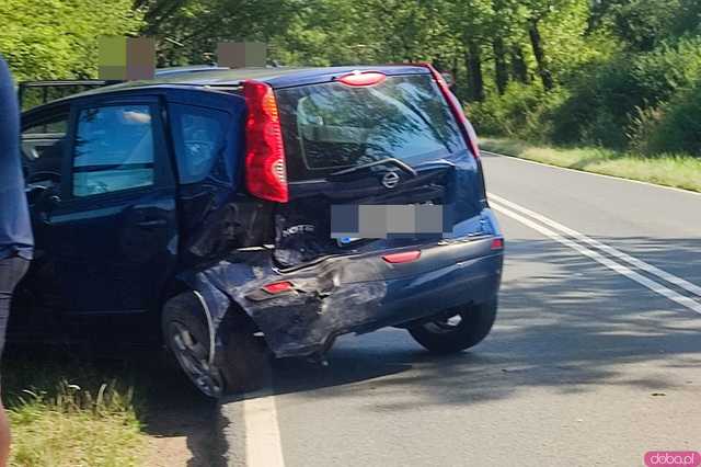 Wypadek z udziałem dwóch osobówek i rowerzysty między Kamieńcem a Strąkową