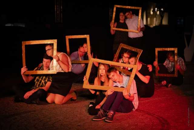 Teatr Bez Maski z DPS-u w Opolnicy na ząbkowickim Rynku