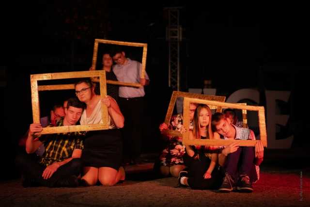 Teatr Bez Maski z DPS-u w Opolnicy na ząbkowickim Rynku