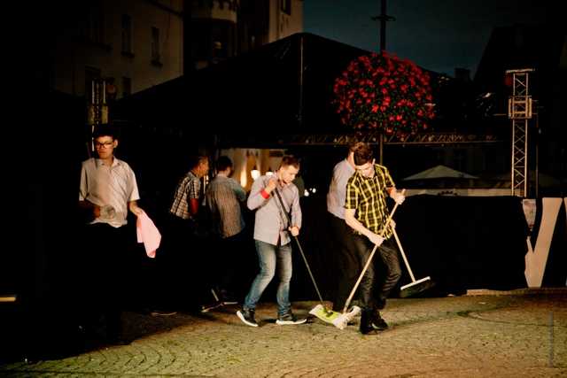 Teatr Bez Maski z DPS-u w Opolnicy na ząbkowickim Rynku
