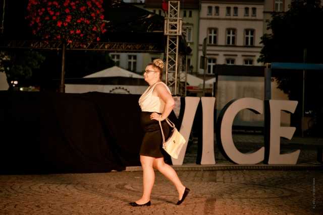 Teatr Bez Maski z DPS-u w Opolnicy na ząbkowickim Rynku