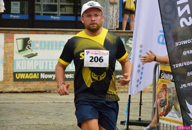 Prawie 350 biegaczy rywalizowało w 10 Ząbkowickiej