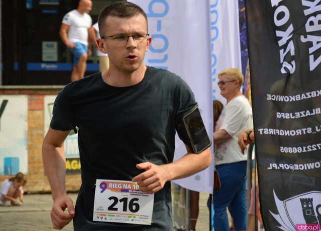Prawie 350 biegaczy rywalizowało w 10 Ząbkowickiej