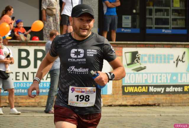 Prawie 350 biegaczy rywalizowało w 10 Ząbkowickiej