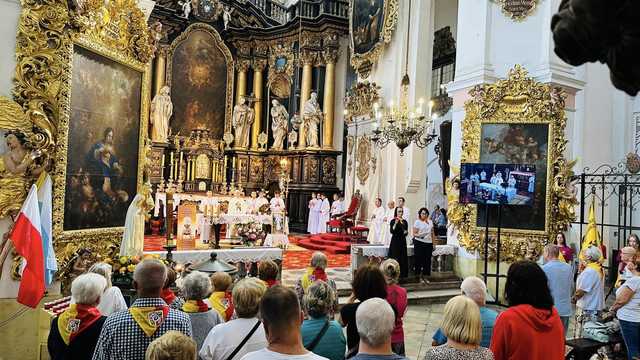 Pielgrzymka Osób Niepełnosprawnych ich Rodzin i Przyjaciół w Henrykowie