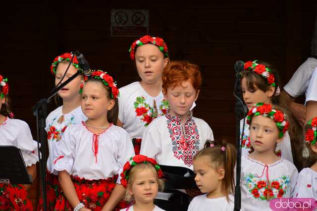 Dożynki gminy Bardo w Dzbanowie