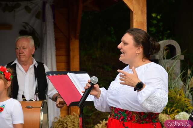 Dożynki gminy Bardo w Dzbanowie
