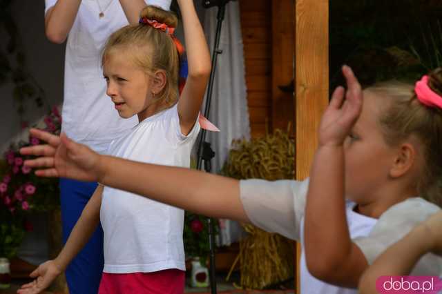 Dożynki gminy Bardo w Dzbanowie