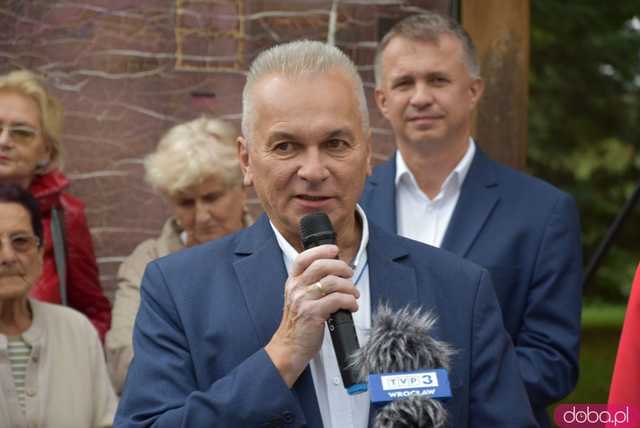 [WIDEO, FOTO] Wykluczenie komunikacyjne w gminie Złoty Stok: Jak rozwiązać problem z dojazdem do szkół ponadpodstawowych?