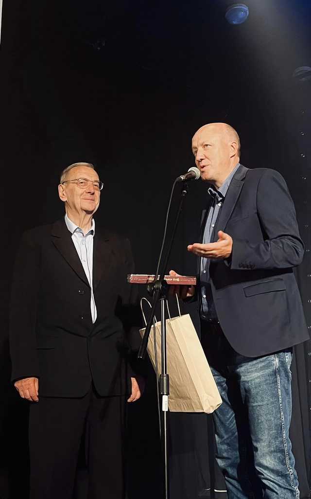 [FOTO] Promowali książkę o sławnych ziębiczanach 