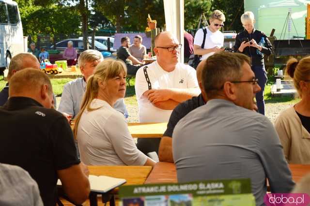 spotkanie Kosiniaka-Kamysza z rolnikami w Lutomierzu