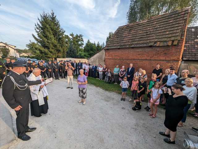 Strażacy z Witostowic już z nowym autem!