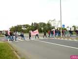 Rolnicy protestują na dk8 w Ząbkowicach Śląskich