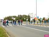 Rolnicy protestują na dk8 w Ząbkowicach Śląskich