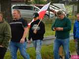 Rolnicy protestują na dk8 w Ząbkowicach Śląskich