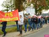 Rolnicy protestują na dk8 w Ząbkowicach Śląskich