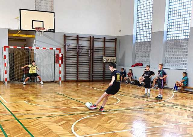 Sportowa sobota z piłką nożną w Ziębicach