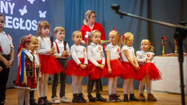 Przedszkolaki artystycznie dla Niepodległej