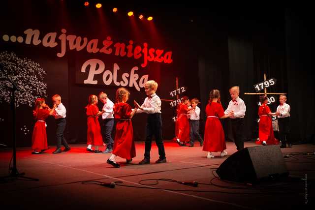 Uroczysta akademia z okazji 11 listopada w Ząbkowicach Śląskich