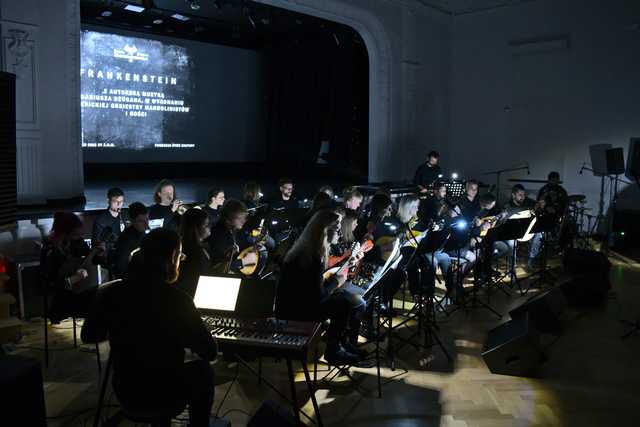 Finał trasy koncertowej Ziębickiej Orkiestry Mandolinistów promującej album Frankenstein
