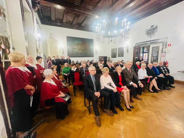 Czternaście par obchodziło złote i diamentowe gody w Ziębicach