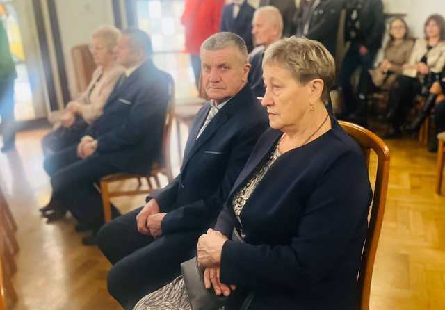 Czternaście par obchodziło złote i diamentowe gody w Ziębicach