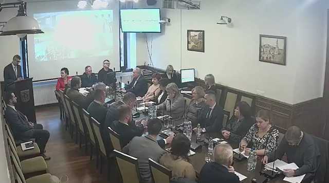 Radni uchwalili budżet gminy Ząbkowice Śląskie na 2024 rok. 28 milionów na inwestycje. Jakie? 