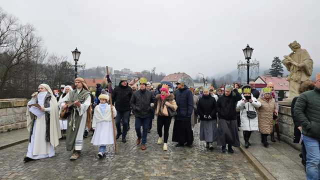 Po raz 12 Orszak Trzech Króli przeszedł przez Bardo