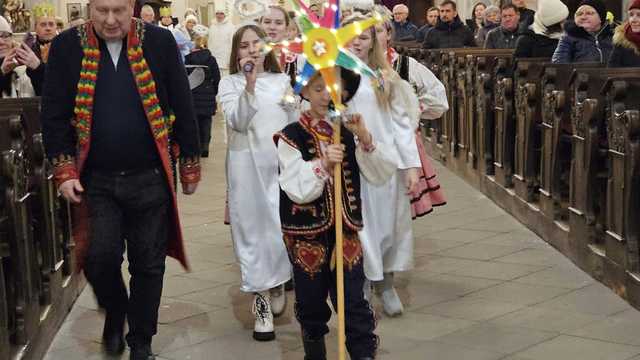 Po raz 12 Orszak Trzech Króli przeszedł przez Bardo