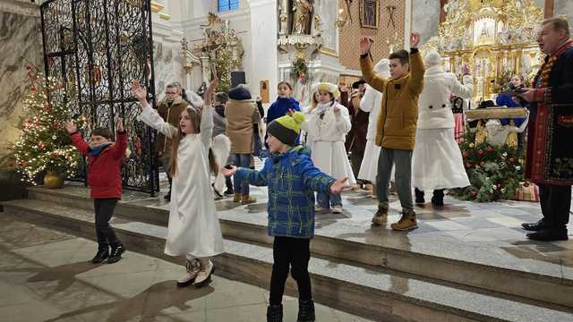 Po raz 12 Orszak Trzech Króli przeszedł przez Bardo