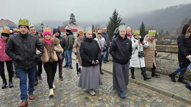 Po raz 12 Orszak Trzech Króli przeszedł przez Bardo