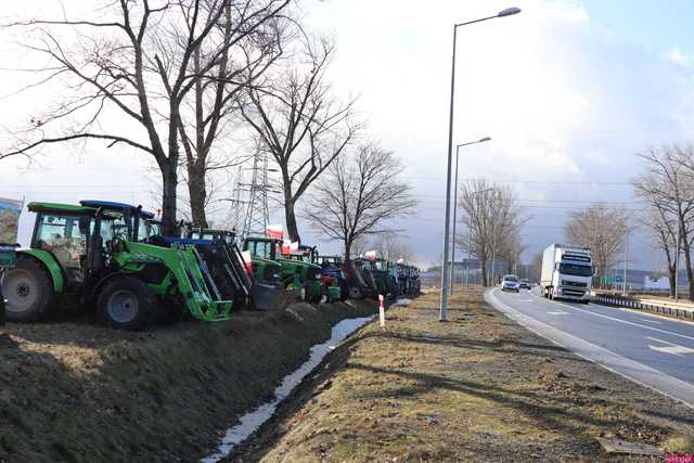 Protest rolników: Na razie w Ząbkowicach nie stosujemy pełnej blokady dróg