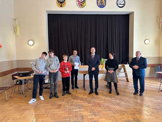 [FOTO] Rywalizowali w turnieju szachowym o Puchar Burmistrza Kamieńca Ząbkowickiego