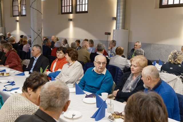 Blisko 200 mieszkańców gminy Kamieniec Ząbkowicki otrzymało ogólnopolską kartę seniora