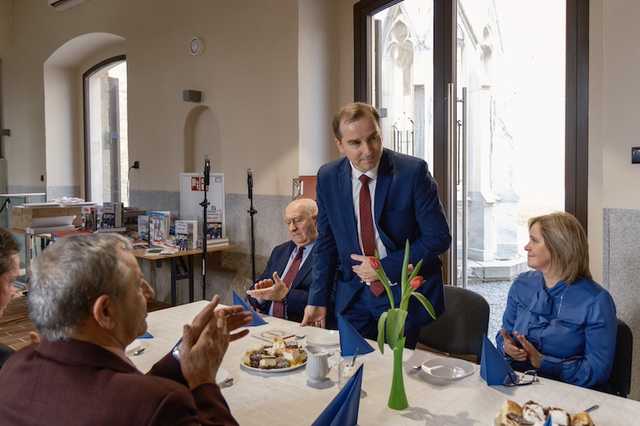 Blisko 200 mieszkańców gminy Kamieniec Ząbkowicki otrzymało ogólnopolską kartę seniora