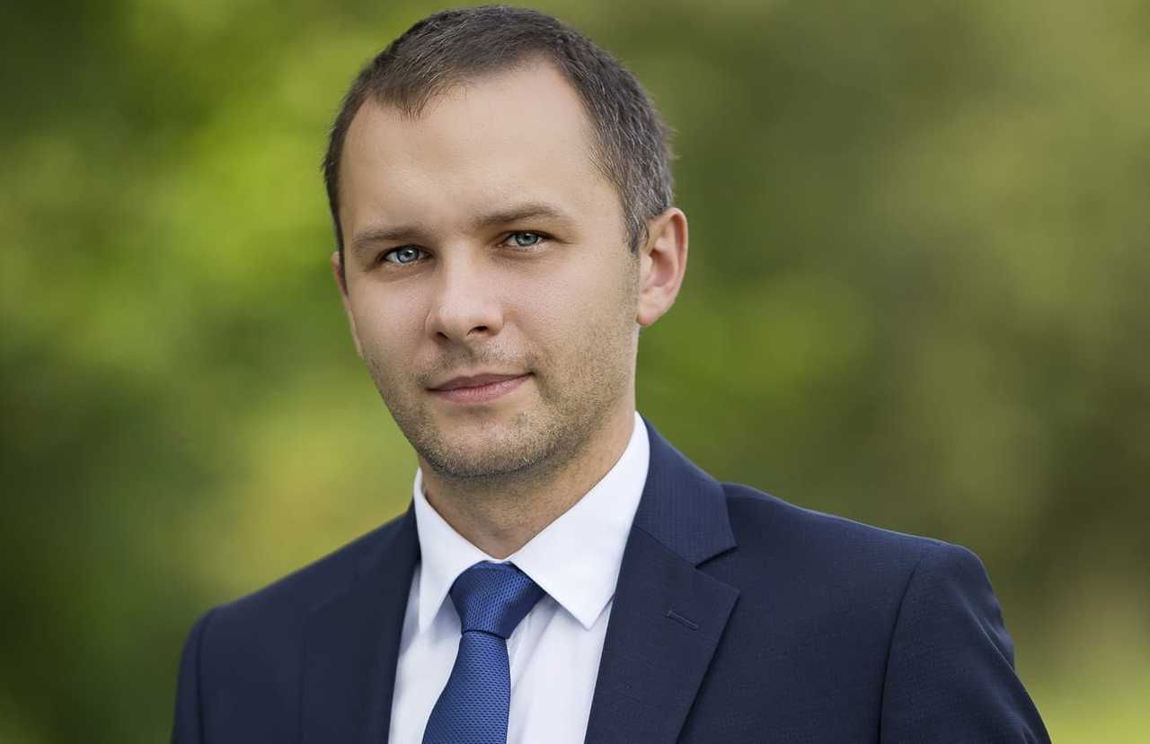 Tomasz Krzeszowiec ogłosił start w wyborach samorządowych. Chce być wójtem gminy Stoszowice