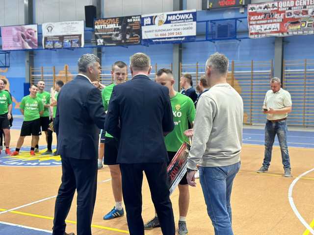 Finały 2 ligi XX jubileuszowej edycji Ząbkowickiej Ligi Futsalu wygrywa Cis Brzeźnica 