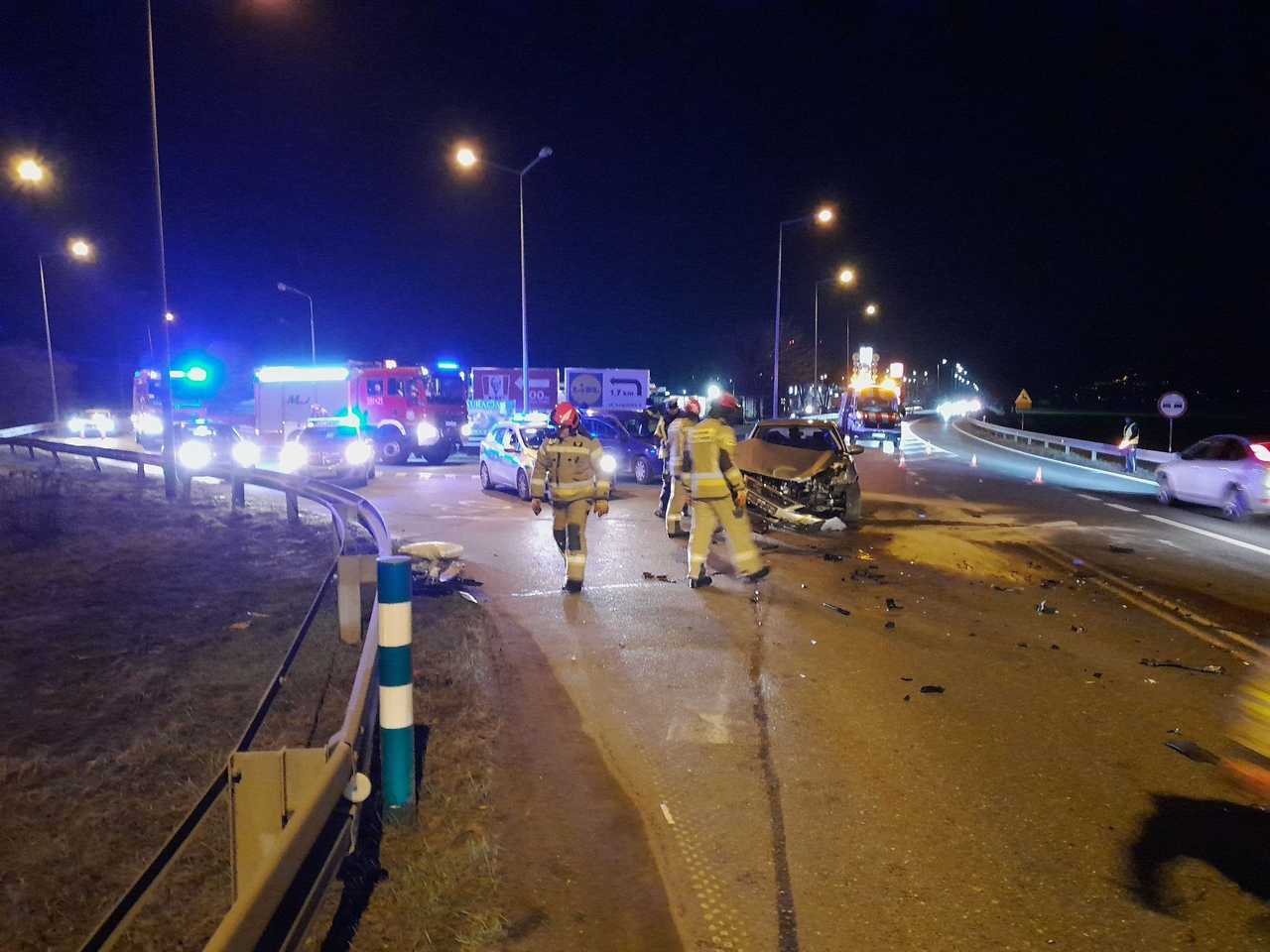 Wypadek na skrzyżowaniu ul. Wrocławskiej dk8 w Ząbkowicach Śląskich 